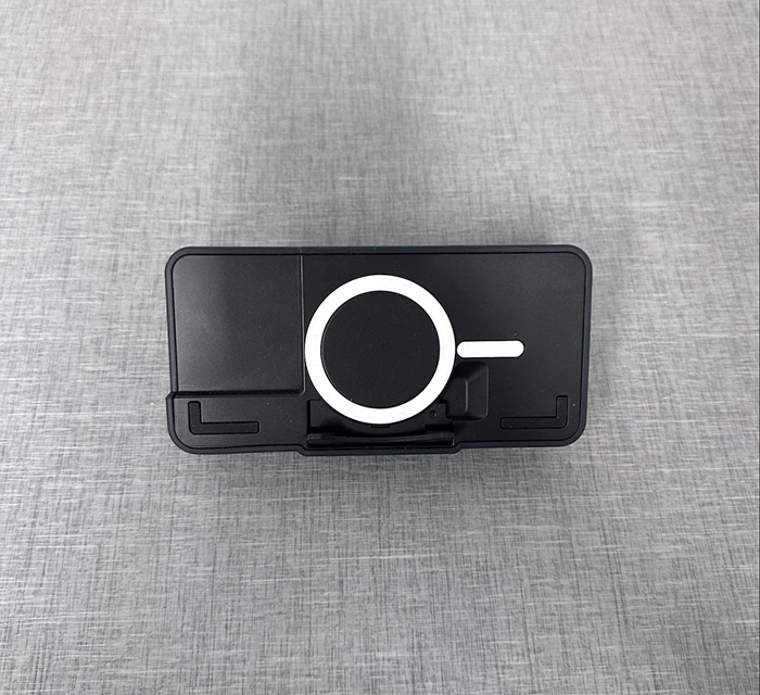 A photo of the Optaro phone case.