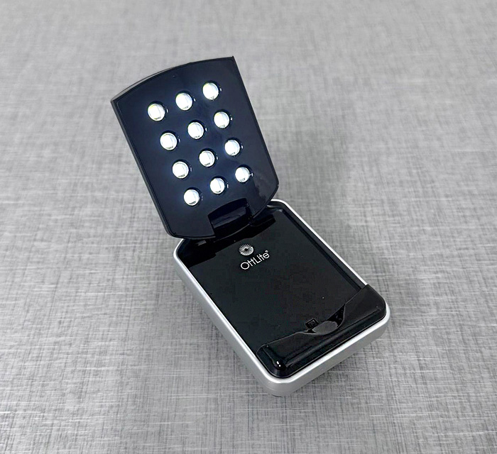 A photo of the OttLite Mini task lamp.